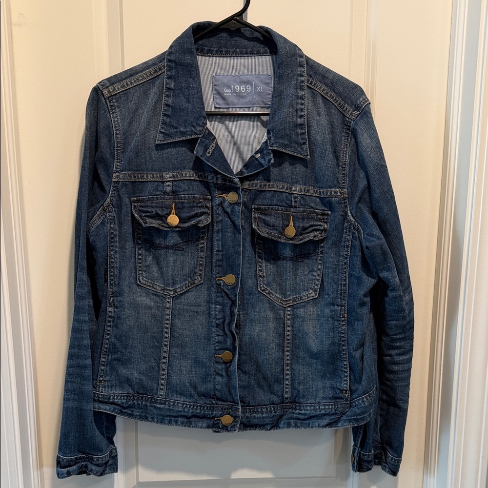 Women's Blue Denim Jacket